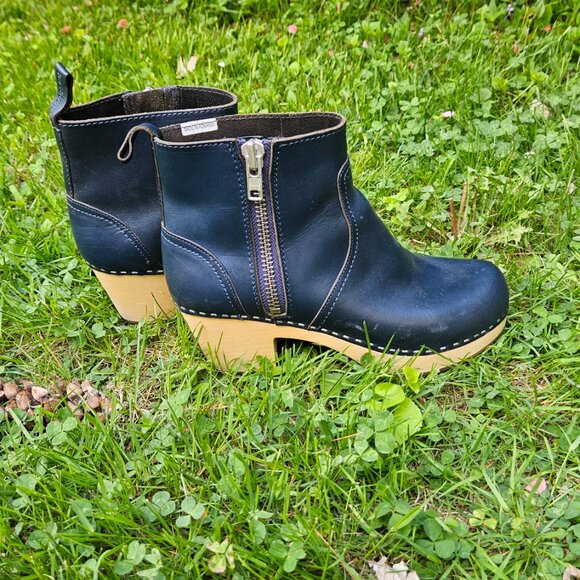 Swedish Hasbeens, Women's Leather Ankle Boot, gently used - sz 39 - $200 - Picture 2 of 13